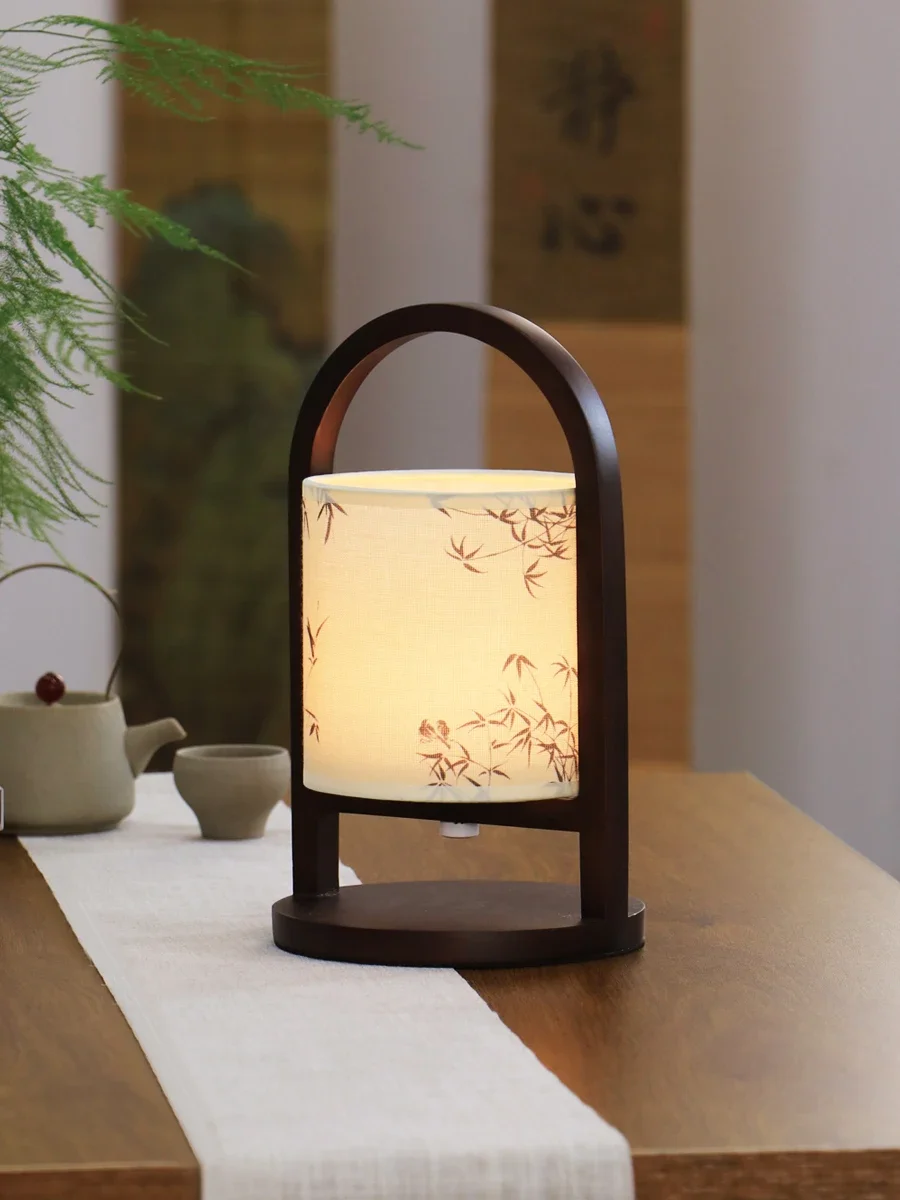 Living room tea room desktop small table lamp new Chinese zen high-end national style retro decoration solid wood advanced charg