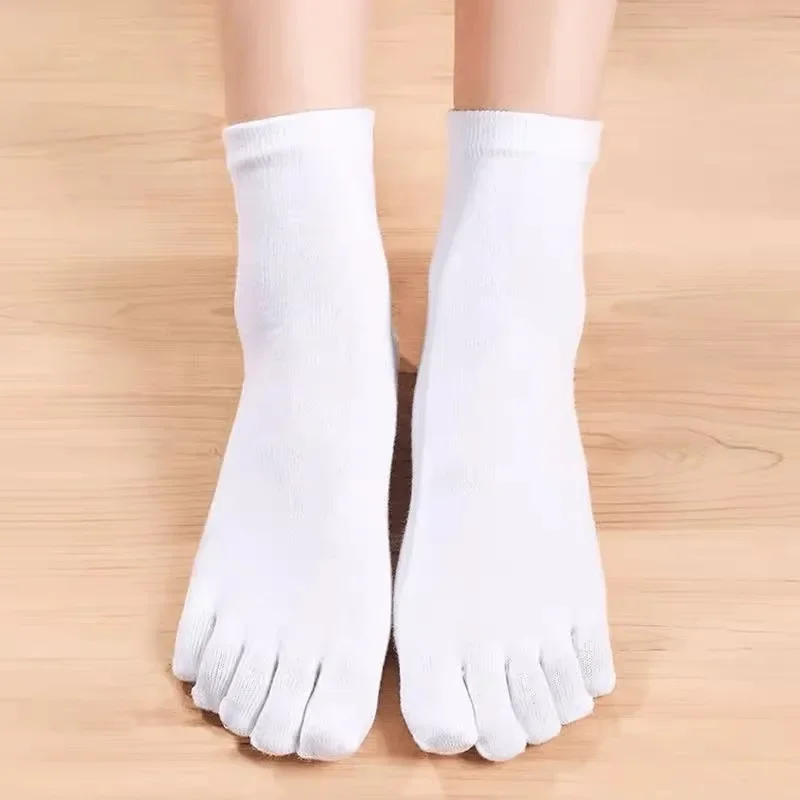 Рисунок 2 - Эластичные хлопковые носки с пятью пальцами