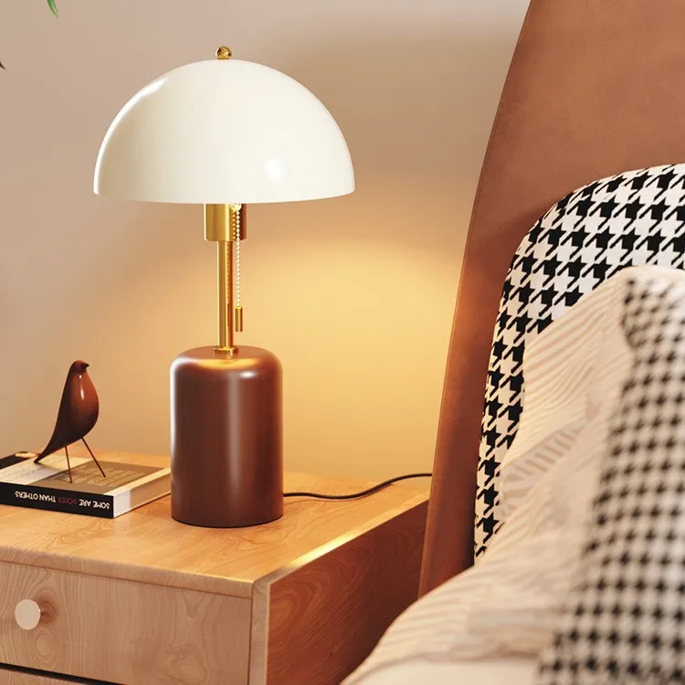 Solid Wood High-end Atmosphere Eye-protection Desk Lamp for Bedroom, Study, Living Room, with A Retro Southeast Asian Style