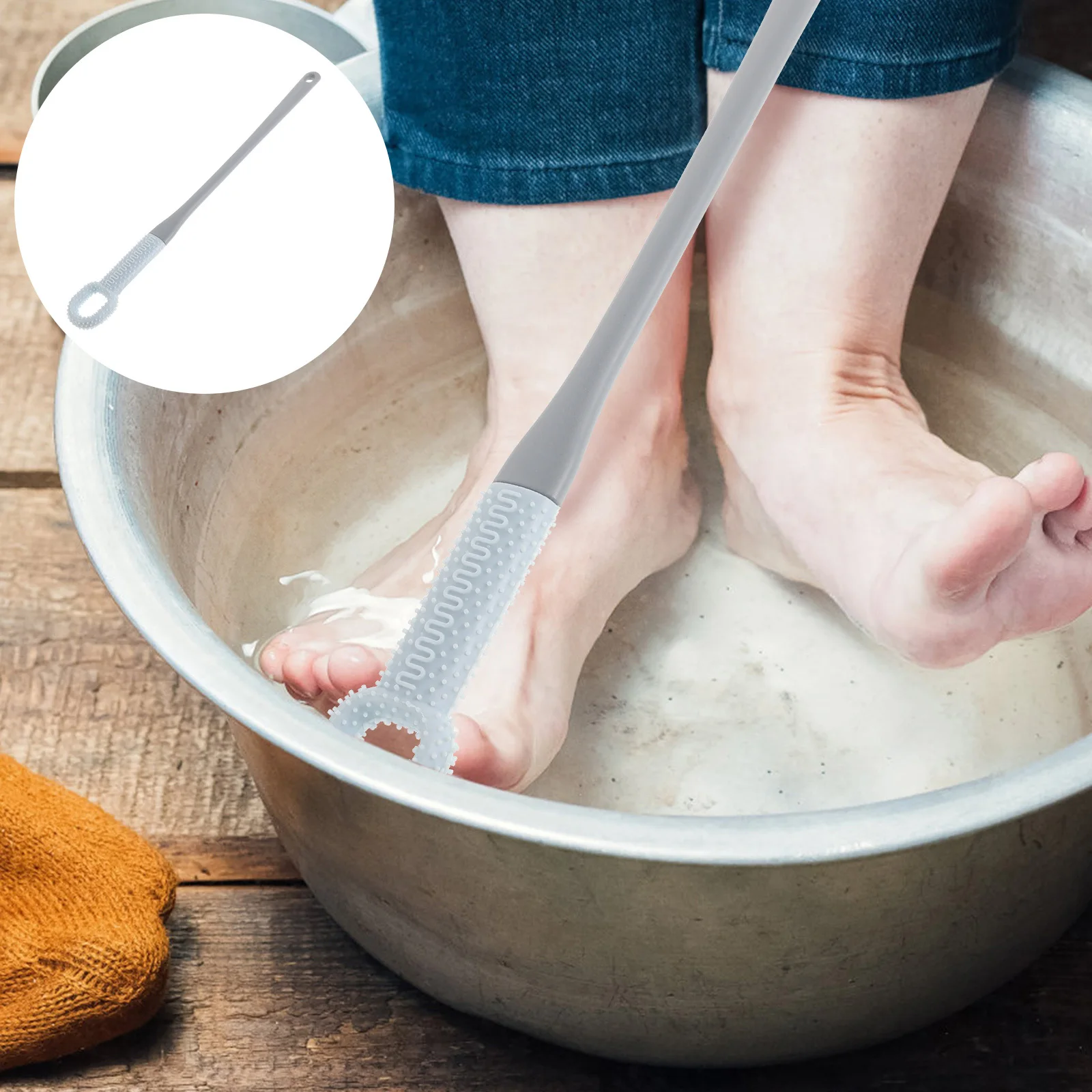 

Foot Scrubber with Long Handle Exfoliating Brush for Feet Gentle Toe Gap Cleaner Pumice Stone Design Bath Tool for Smooth Soles