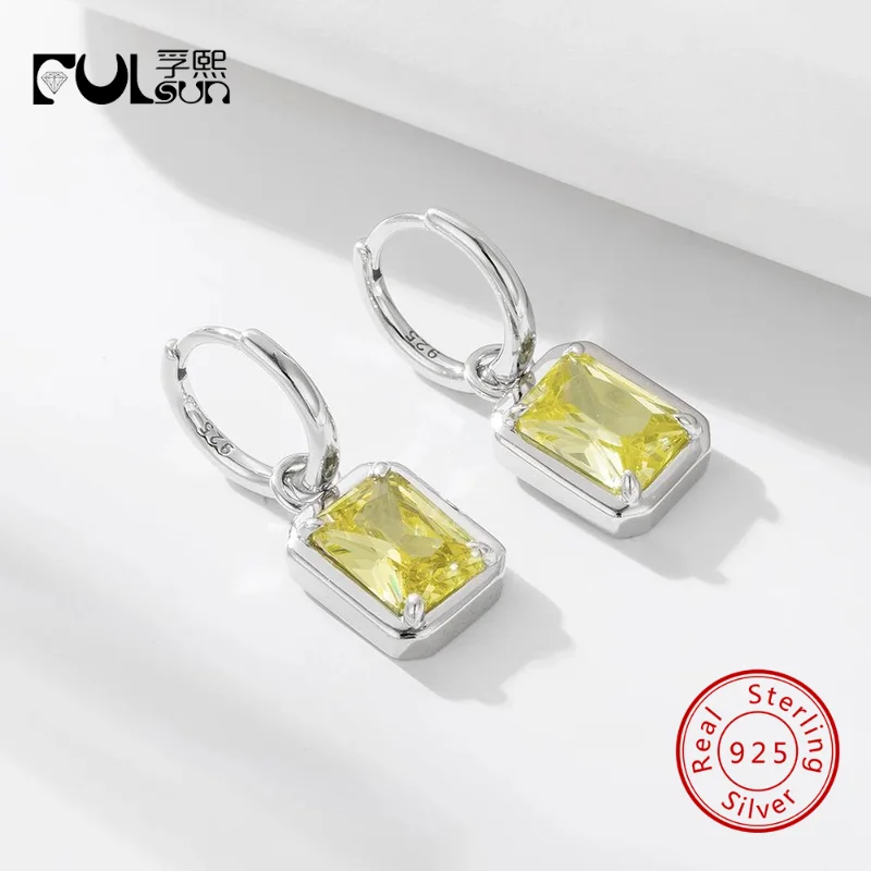 Серебряные серьги-кольца 925 пробы с позолотой 14K, миниатюрные, с подвесками, с желтыми фианитами изумрудной огранки, для хряща, повседневные, женские украшения