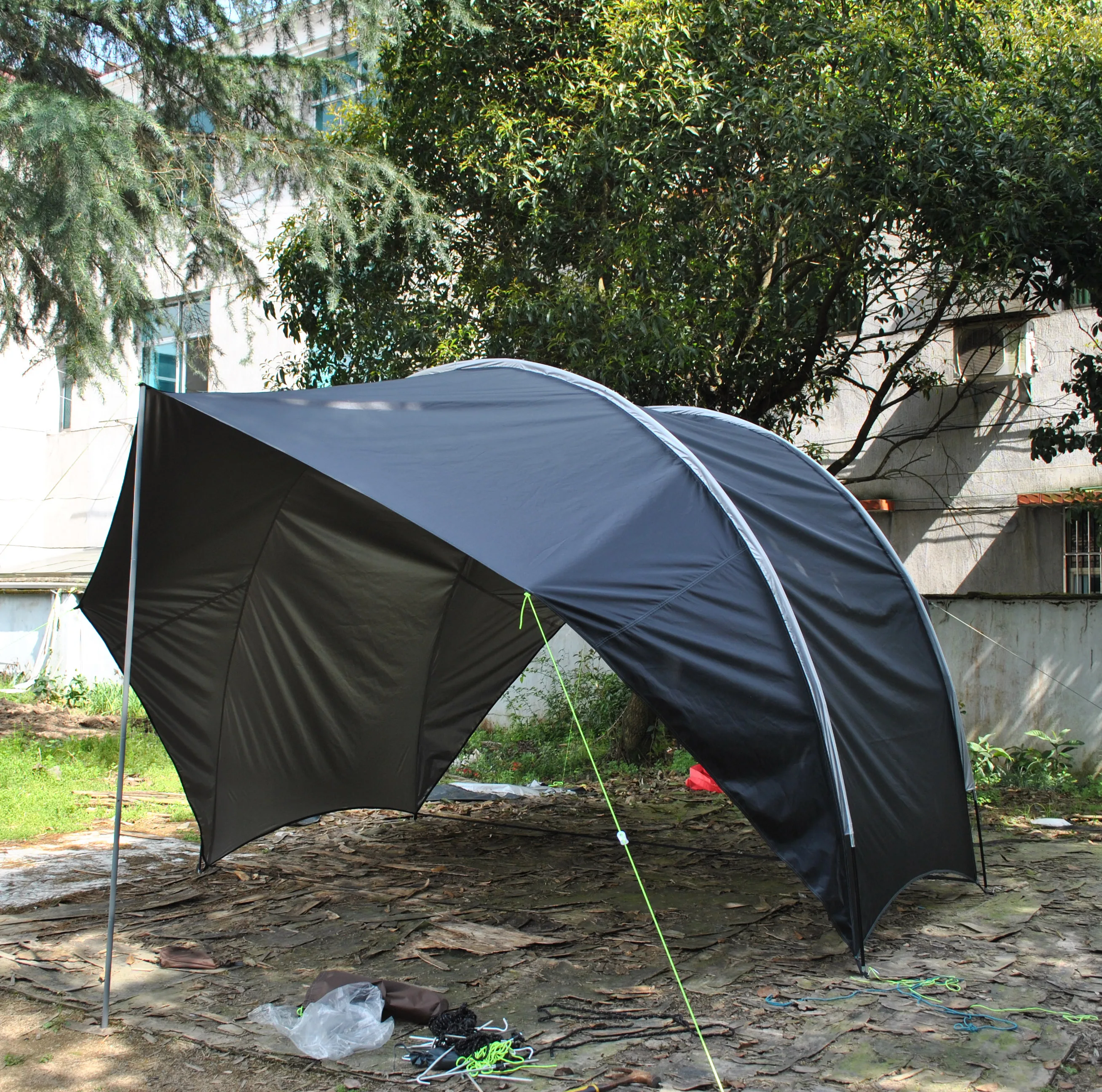 

CZX-577 Black shell tarp, roadside tarp, rain and sun protection for camping and land shelters, camping awning, shell beach tent