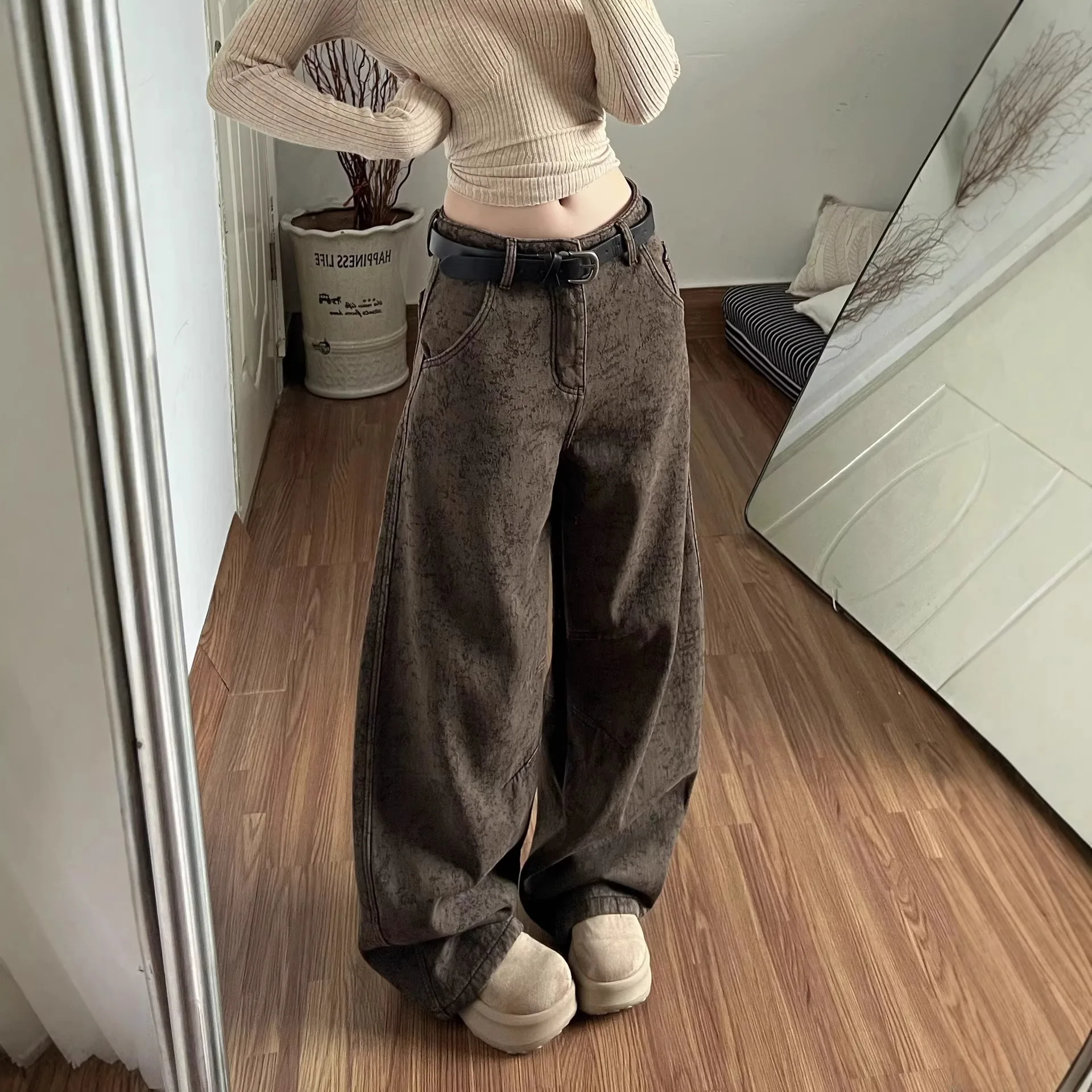 

2026 New American Retro Jacquard Brown Curved Leg Jeans Women High Waist Baggy Wide Leg Denim Pants Streetwear Trousers