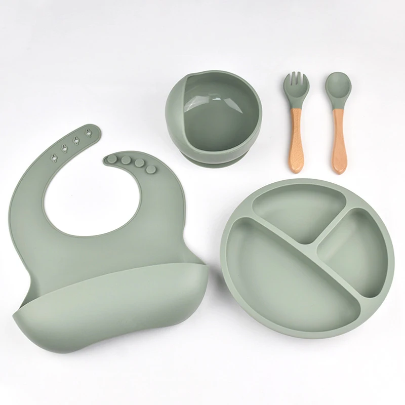 Vajilla de silicona segura para niños, juego de alimentación para bebés, babero impermeable, plato de cena con ventosa, cuenco antideslizante con tenedor y cuchara, 5 piezas