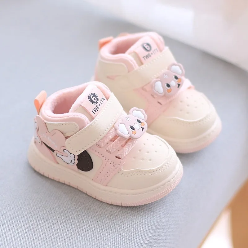 Winter Children's Shoes New Boys Girl Sports Shoes Plush Cartoon Cute Anti Slip Comfortable Children Skateboard Shoes Sneakers