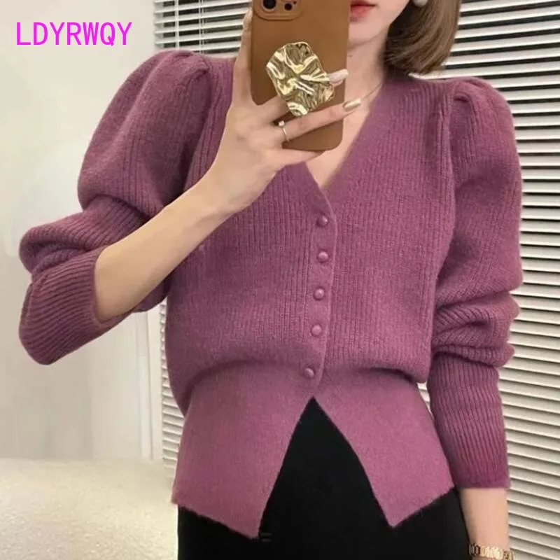 French V-neck Knitted Cardigan Women's 2023 Autumn/Winter New Bubble Sleeve Waist Wrapped Casual Knitted Sweater