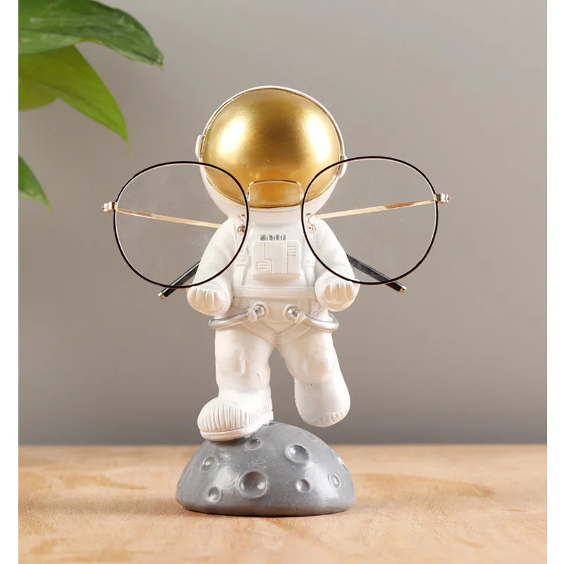 Astronaut In White Spacesuit Eyewear Display Props Space Cosmonaut Glasses Stands Shelf Store Household Car Decoration