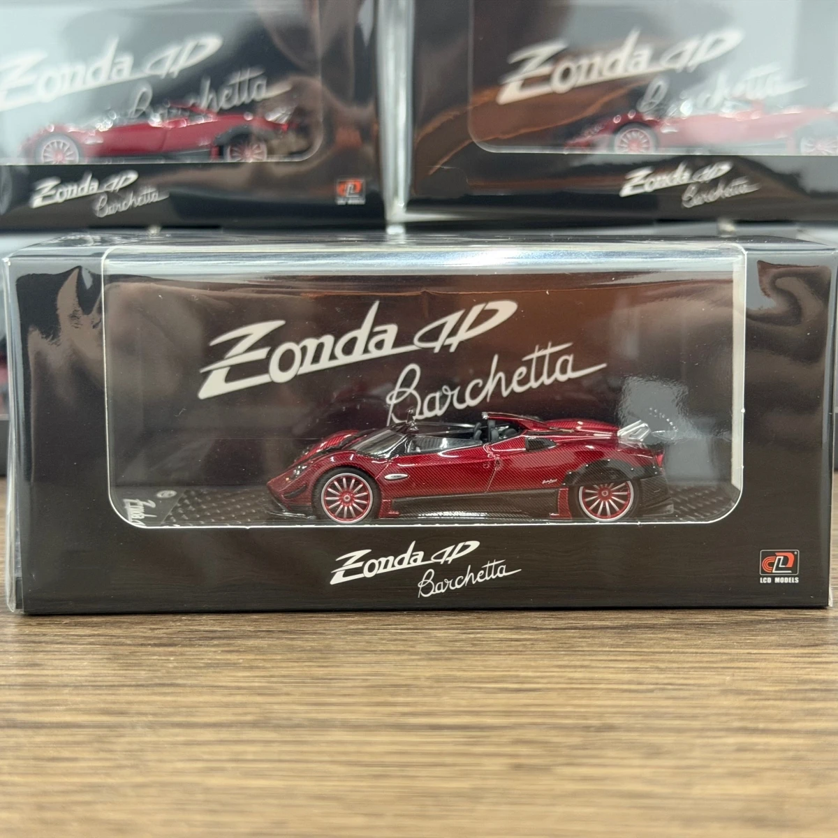 

Готовые акции ЖК-дисплей 1/64 Zonda HP Red Carbon Подарки на день рождения Хобби Дисплей Коллекция моделирования