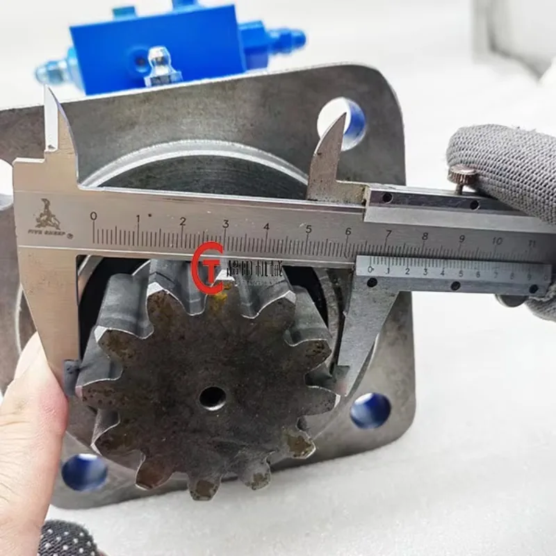 110 mm 66.40mm 105mm 12 Teeth  U15 U17 Slewing Motors  2-200D0S-E3 2-200DOS-E3 RG138-61280 Swing Motor Assy-HDF