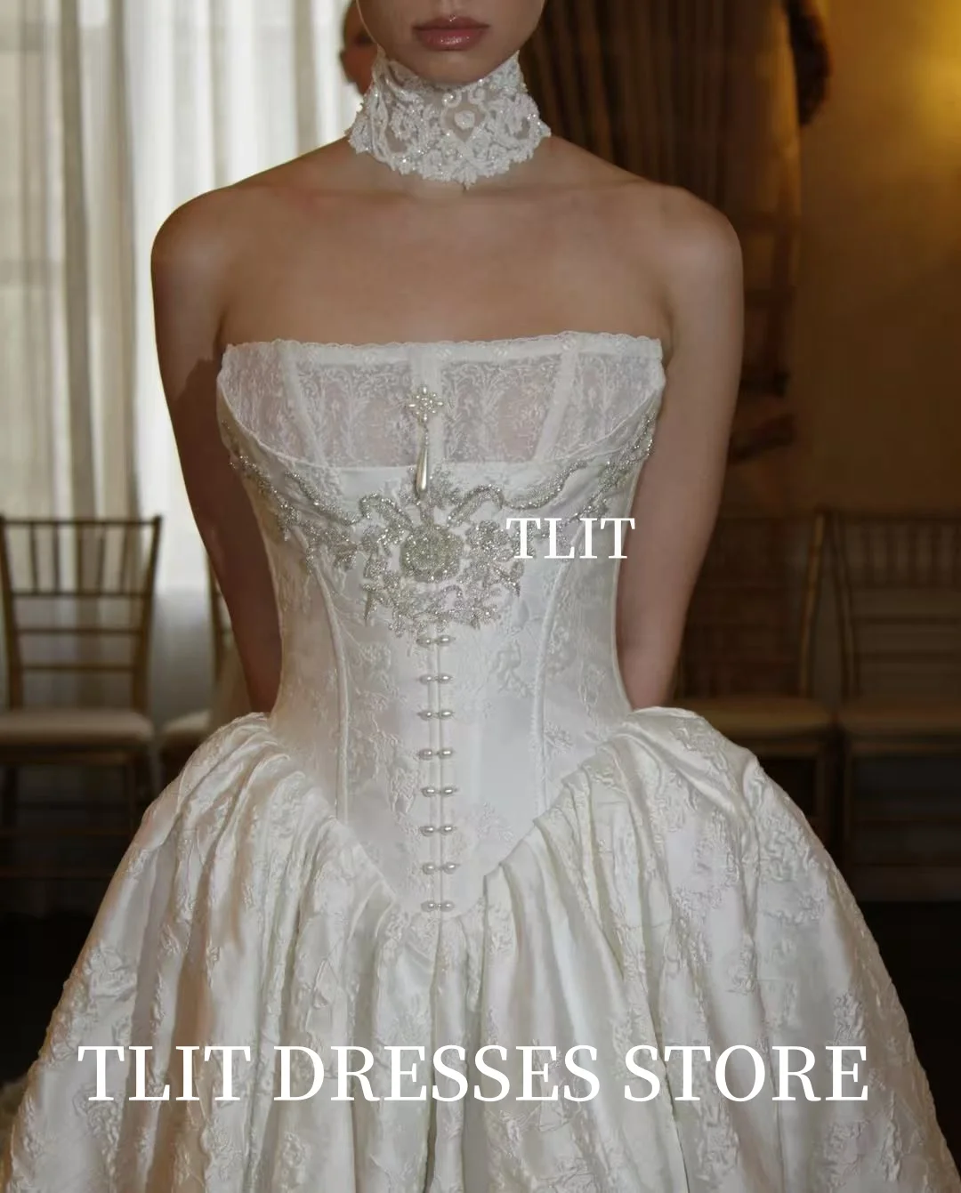 فساتين زفاف أنيقة من الساتان والحرير من TLIT مخصصة بدون حمالات بدون أكمام فساتين زفاف من الدانتيل واللؤلؤ