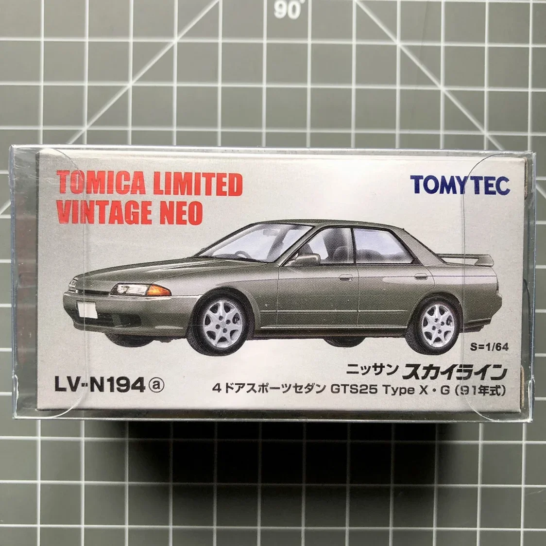 Diecast 1/64 Scale Tomytec TLV LV-N194a 213a Skyline GTR GTS25 Alloy Model Car Static Collection Display Gift Toys for Boys