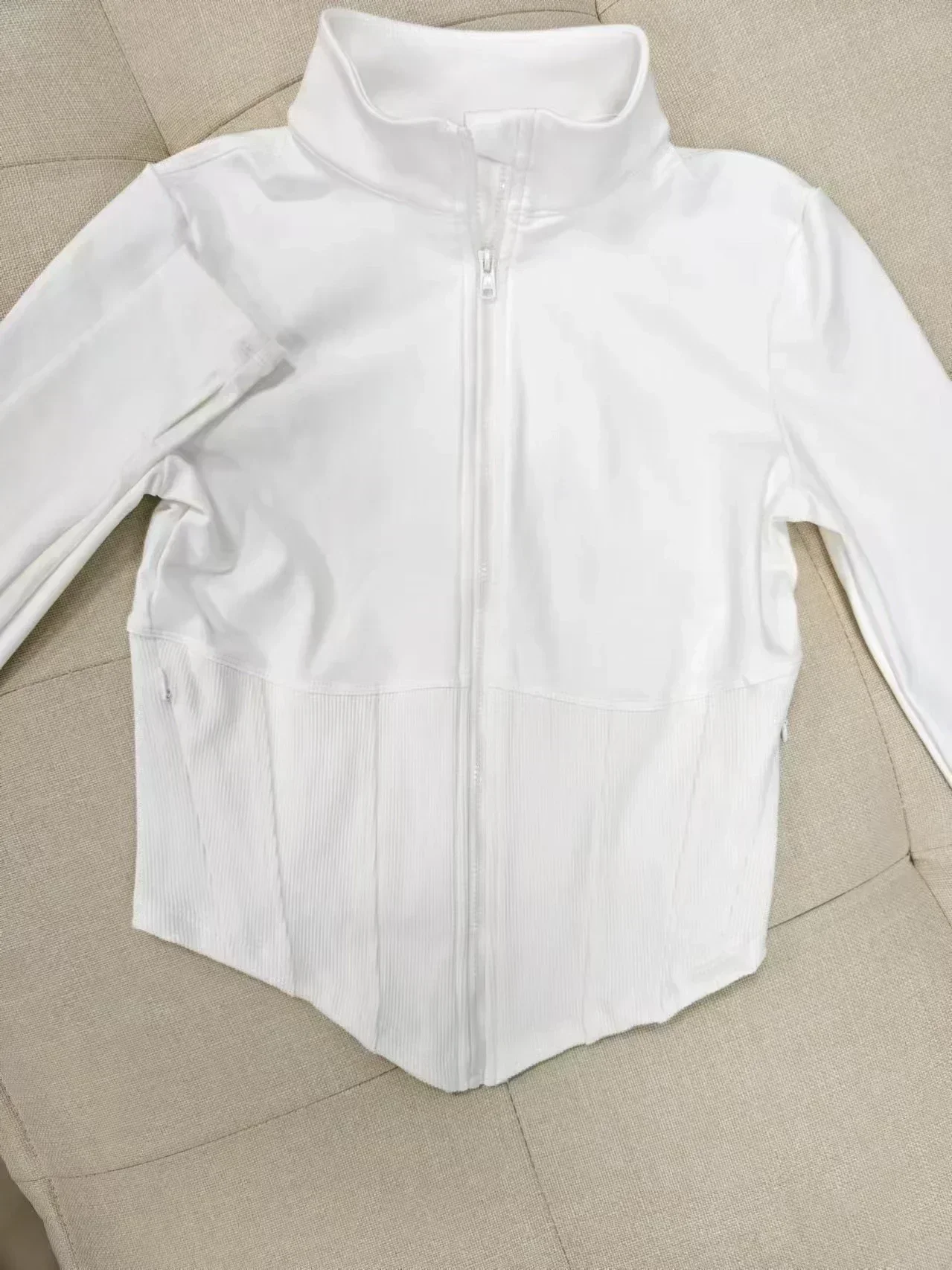 Спортивное пальто на молнии для йоги, женский облегающий топ с талией, воротником-стойкой и открытой талией, куртка для бега для фитнеса на открытом воздухе