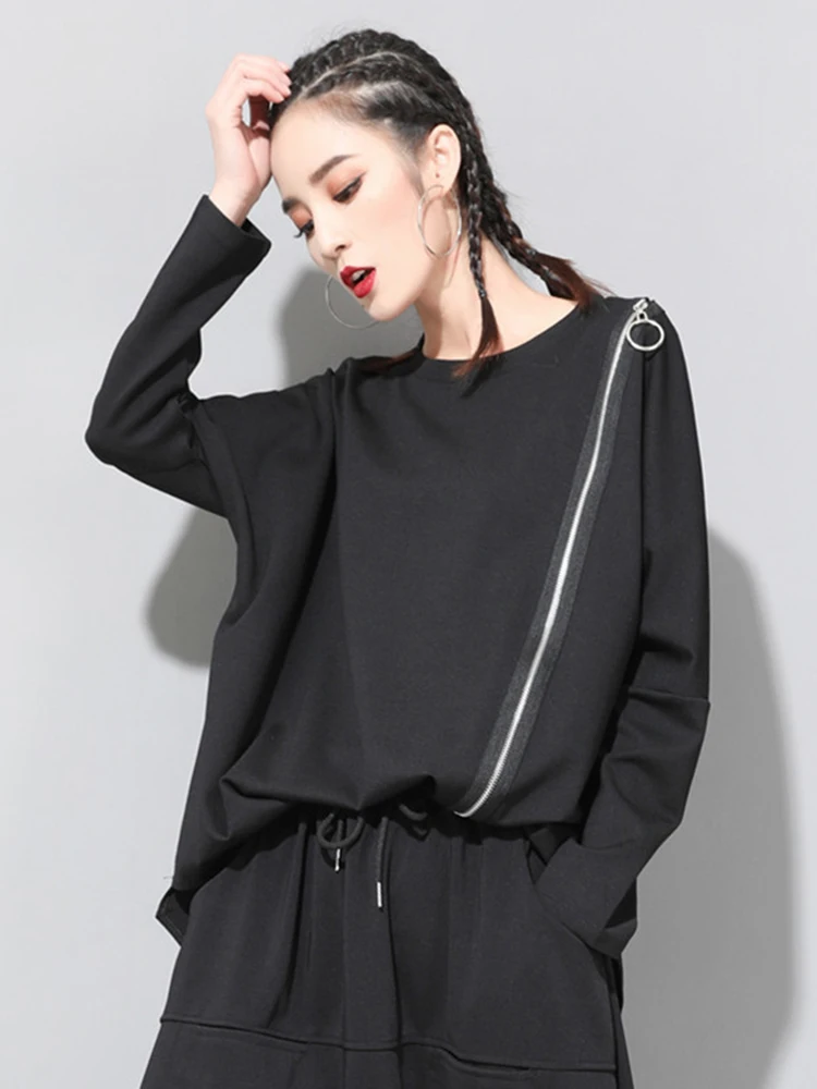 [EAM] Women White Zipper Irregular Big Size Casual T-shirt New Round Neck Long Sleeve Fashion Tide Spring Autumn 2024 1DF5285