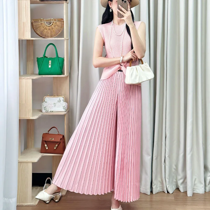 Pink and Thin Wear A Complete Set of Miyake Summer Sleeveless Pullover Top Loose Wide-leg Pants Pleated Set 2025 New