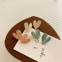 Cute Korean Heart Stud Earrings Vintage Luxury Simple Gold Color Love Earring for Women Fashion Jewelry 2023 New Girls Gifts
