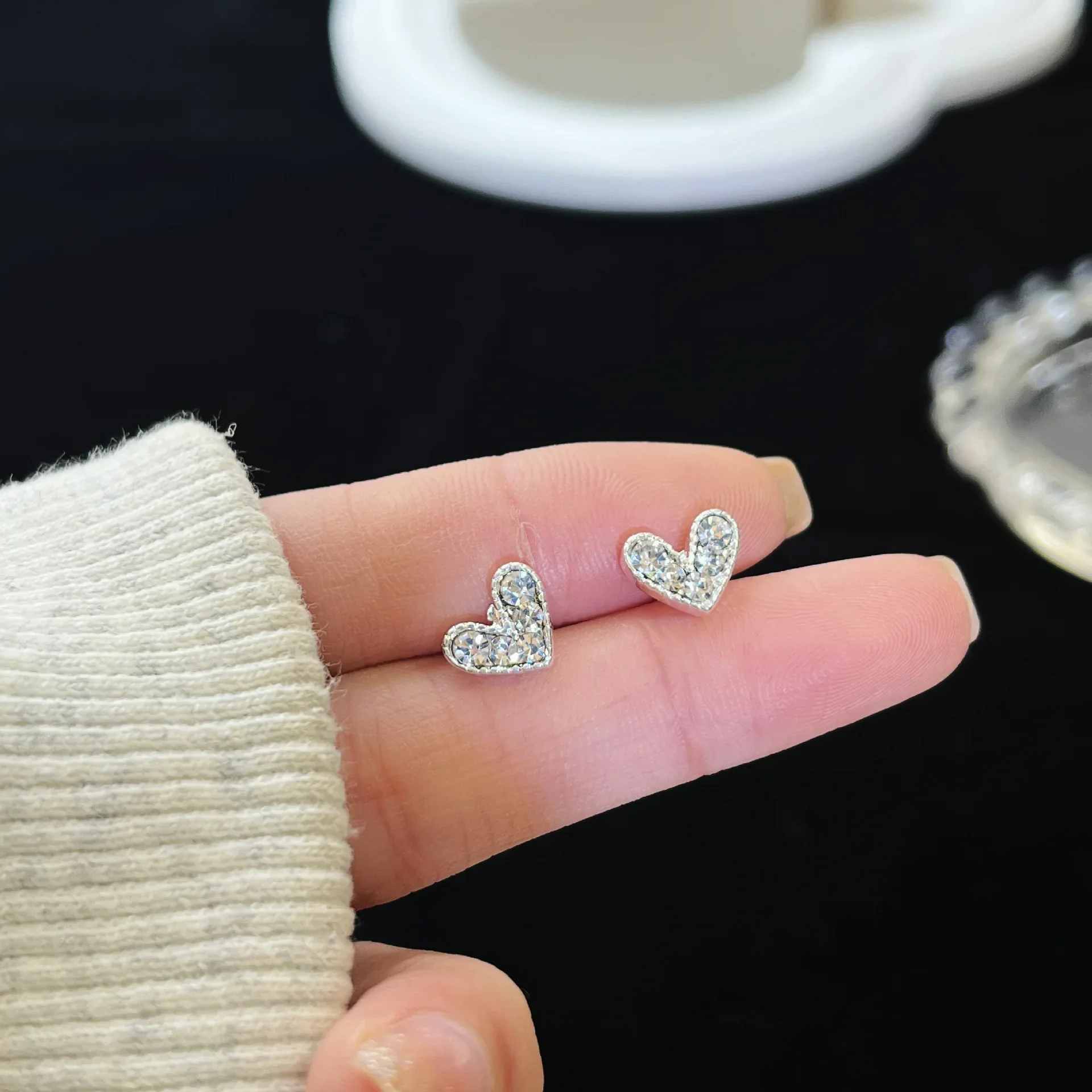 Mini Full Crystal Heart Rhinestone Stud Earring for Women Temperament Korean Design Cute Wedding  Jewelry Girl Gift