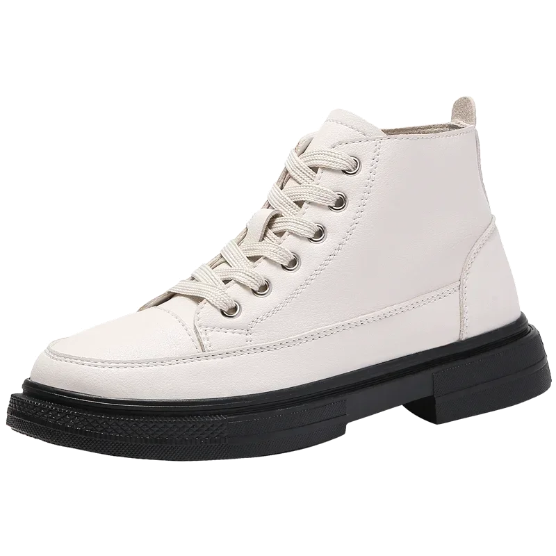 

Женские короткие сапоги - черные, на высоком каблуке, на толстой подошве, противоскользящие, удобные, прочные, модные и универсальные.