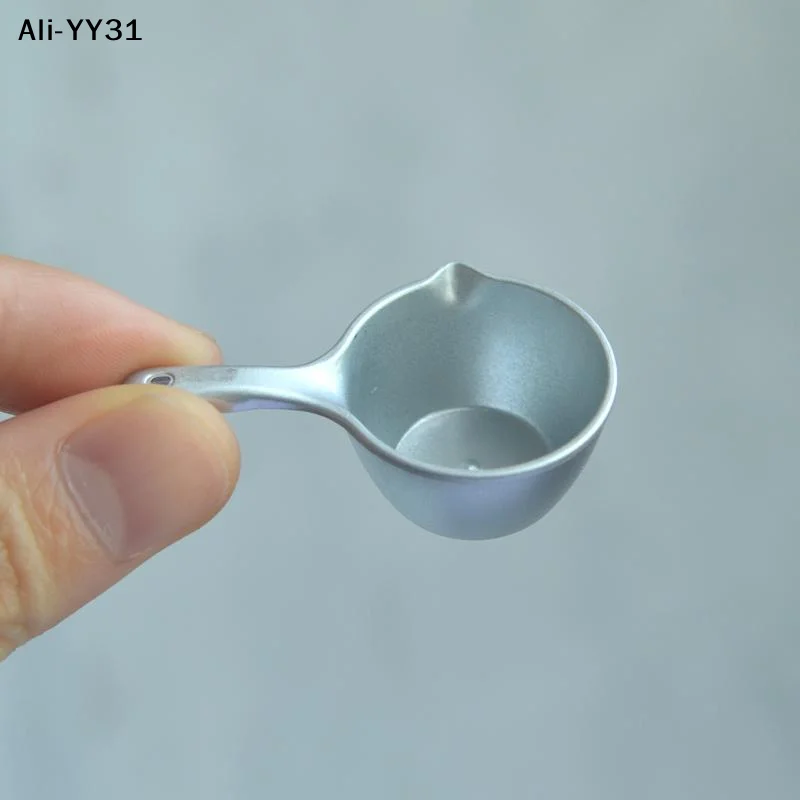 

【Y3】1 набор миниатюрной мебели для кукольного домика 1/6 1/12: пластиковая лопатка для воды и тазик, аксессуары для кухни кукольного домика