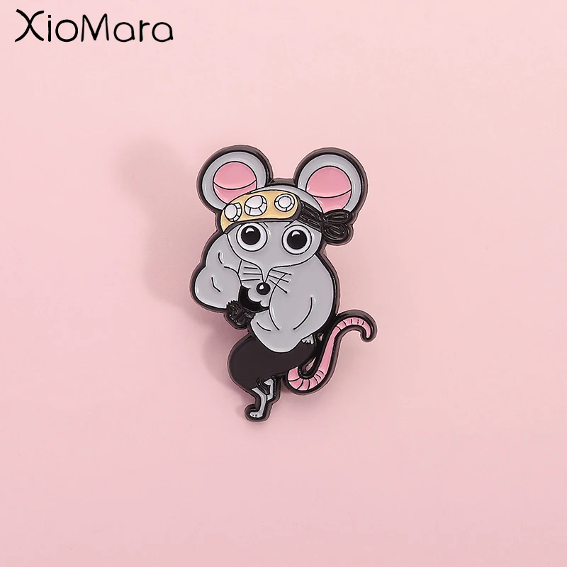 Lustige und lustige Tiere Emaille Pin Cartoon Muskulöse Maus Brosche Revers Rucksack Abzeichen Schmuck Geschenk