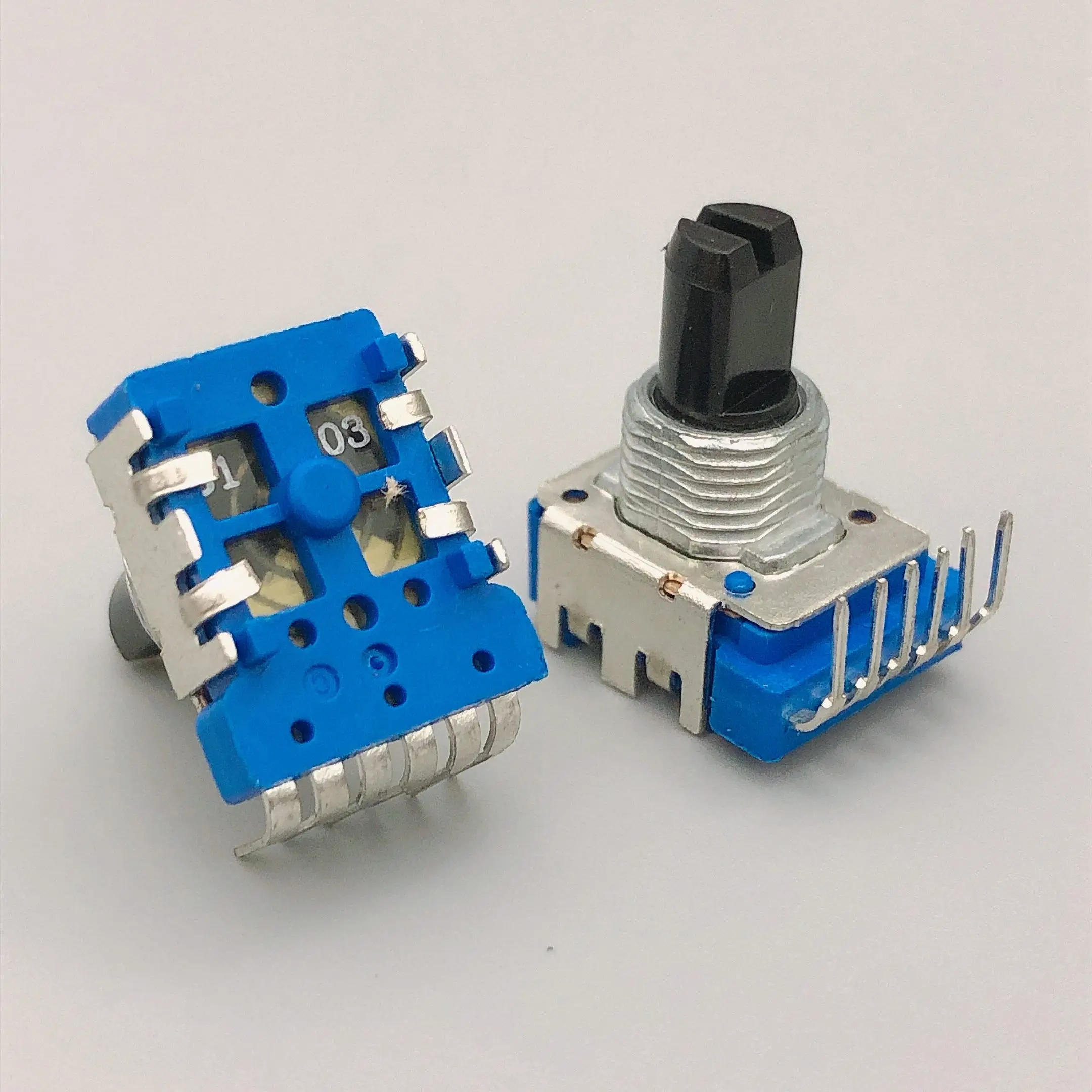 Computer audio wire-controlled volume adjustment carbon film potentiometer reverse-bent 6-pin single row B10K
