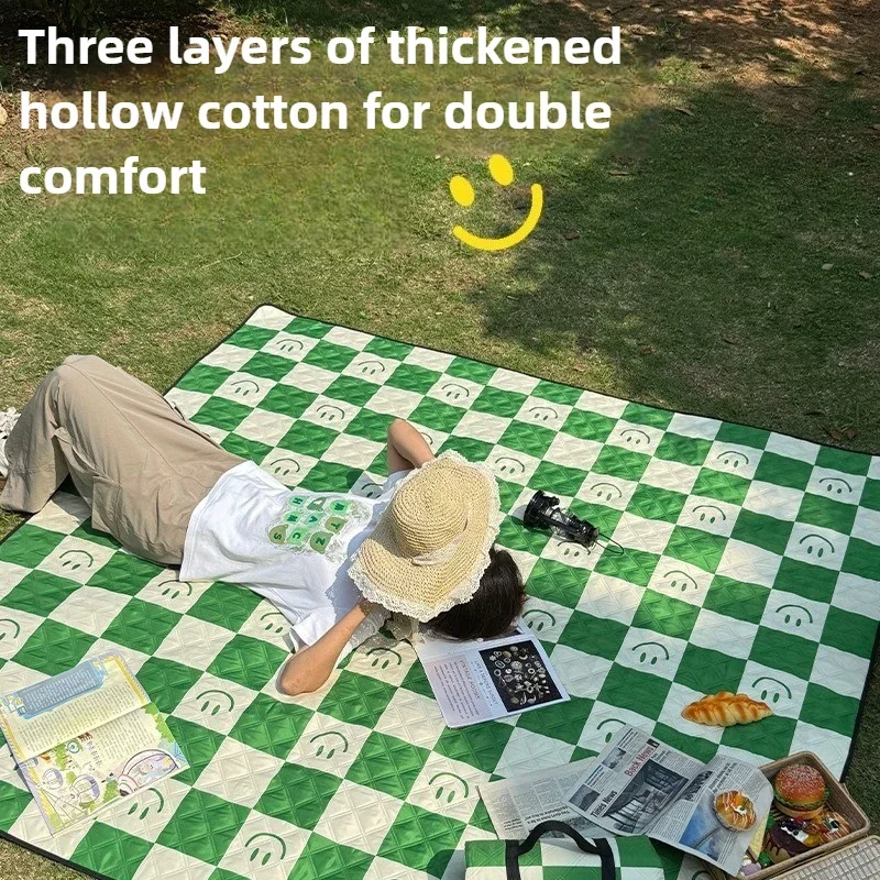 

Tourism Picnic moisture-proof mat thickened outdoor Lightweight floor mats camp portable waterproof beach folding camping mat