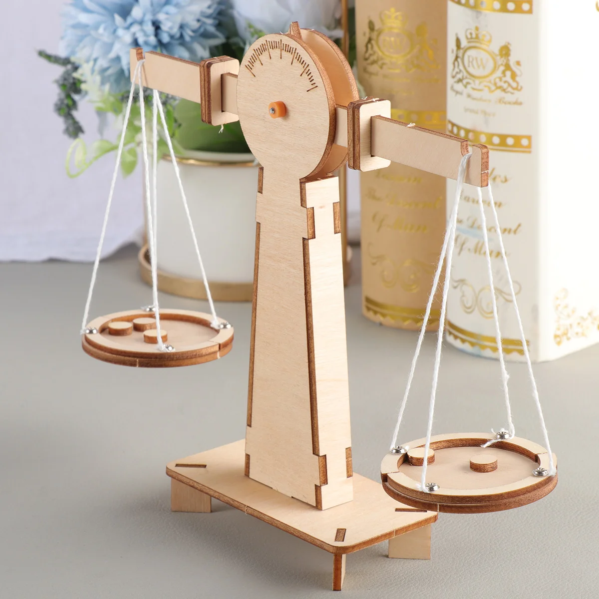 1PC DIY Balance Scale Wooden Measuring Toy Leverage Balance Toy Educational Weighing Supply for Kids Children