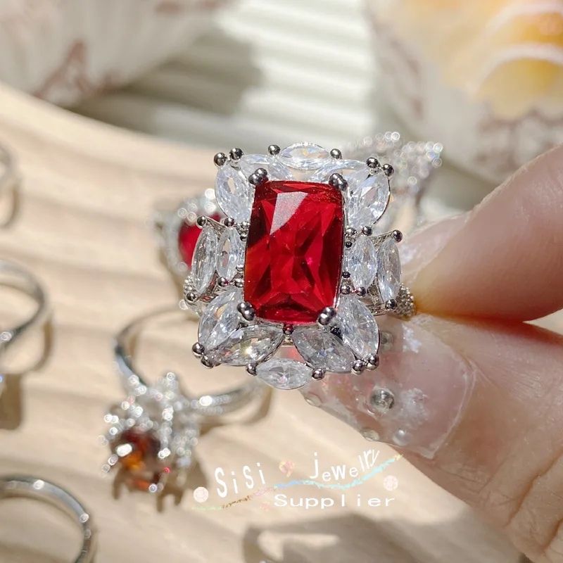New Adjustable Bright Butterfly Red  White Bicolor Zircon Ring for Women\'s Wedding Dance Senior Jewelry Valentine\'s Day Gift