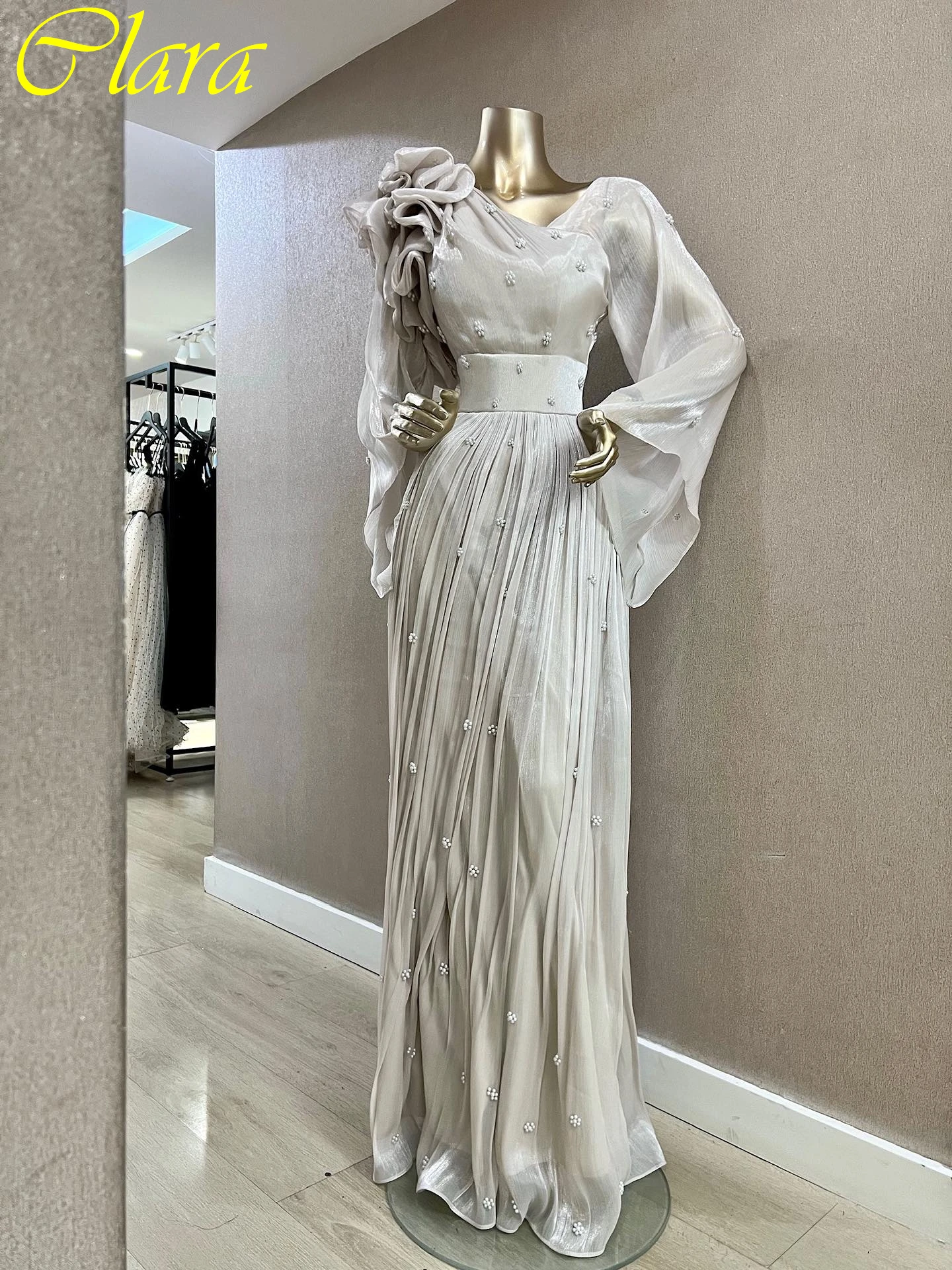 

Customized A-Line V-Neck Elegant Formal Evening Dress Modern Temperament Celebrity Gowns Delicate High Quality Party Dress