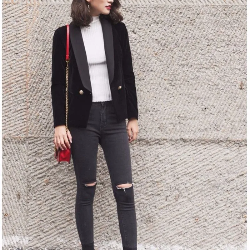 ベルベットの女性用ブレザー、小さいサイズのスーツ、春と秋の新作、長袖、エレガントでスリムなメタルボタン付きサテンのトップス、アウターウェア