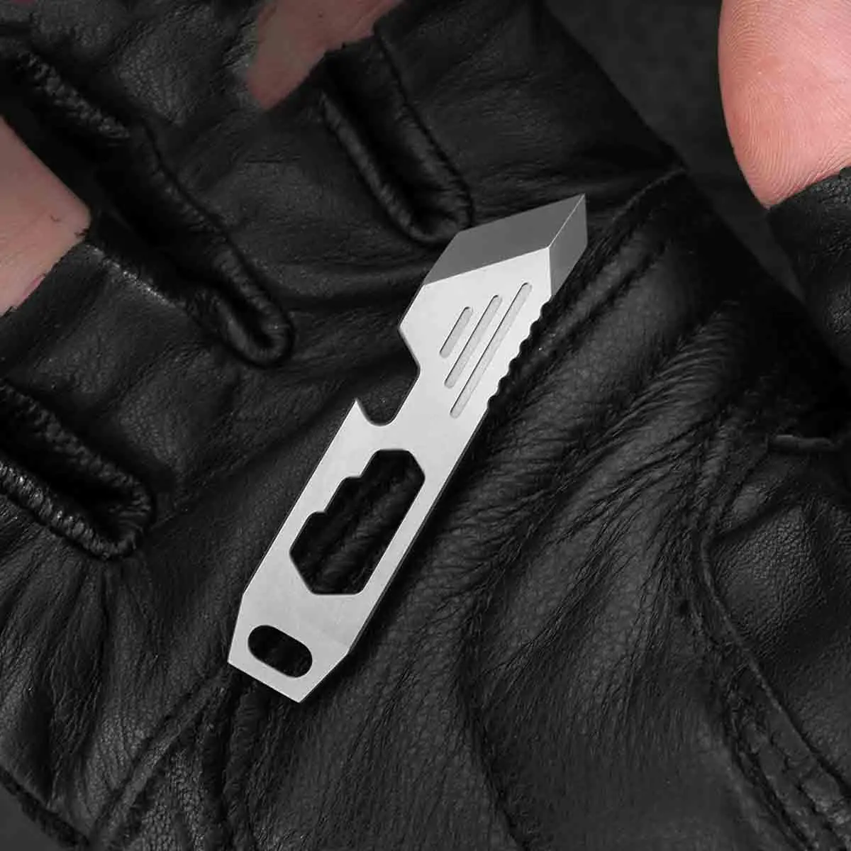 60mm Mini Titan-Brecheisen Schlüsselanhänger EDC Multifunktions-Öffner Gadget Schlüsselanhänger Hebelwerkzeug Flaschenöffner – Detail 8