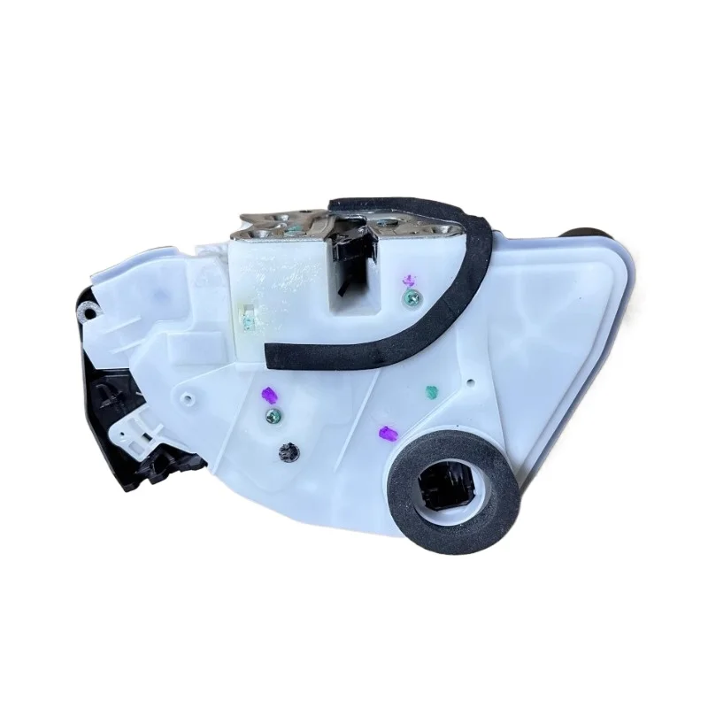 

Блок центрального замка левой/правой двери с электроприводом и тросом для Suzuki S-Cross, Xiaotu, Vitara 8220266MA2000