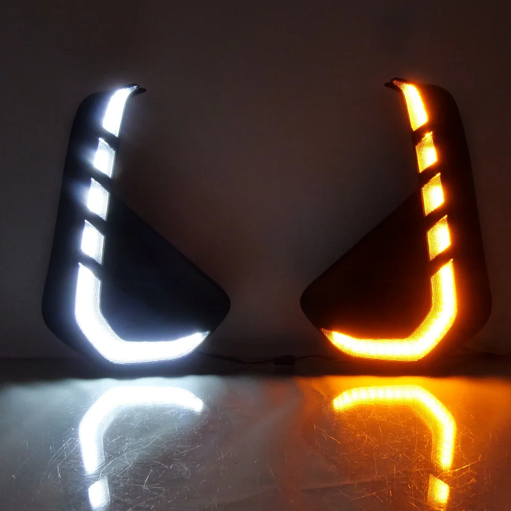 أضواء النهار الجري في يوليو كينج لسيارة تويوتا هايلكس ريفو روكو 2024 2025، 6000K LED DRL + إشارات الانعطاف الصفراء، ابدأ المسح الضوئي