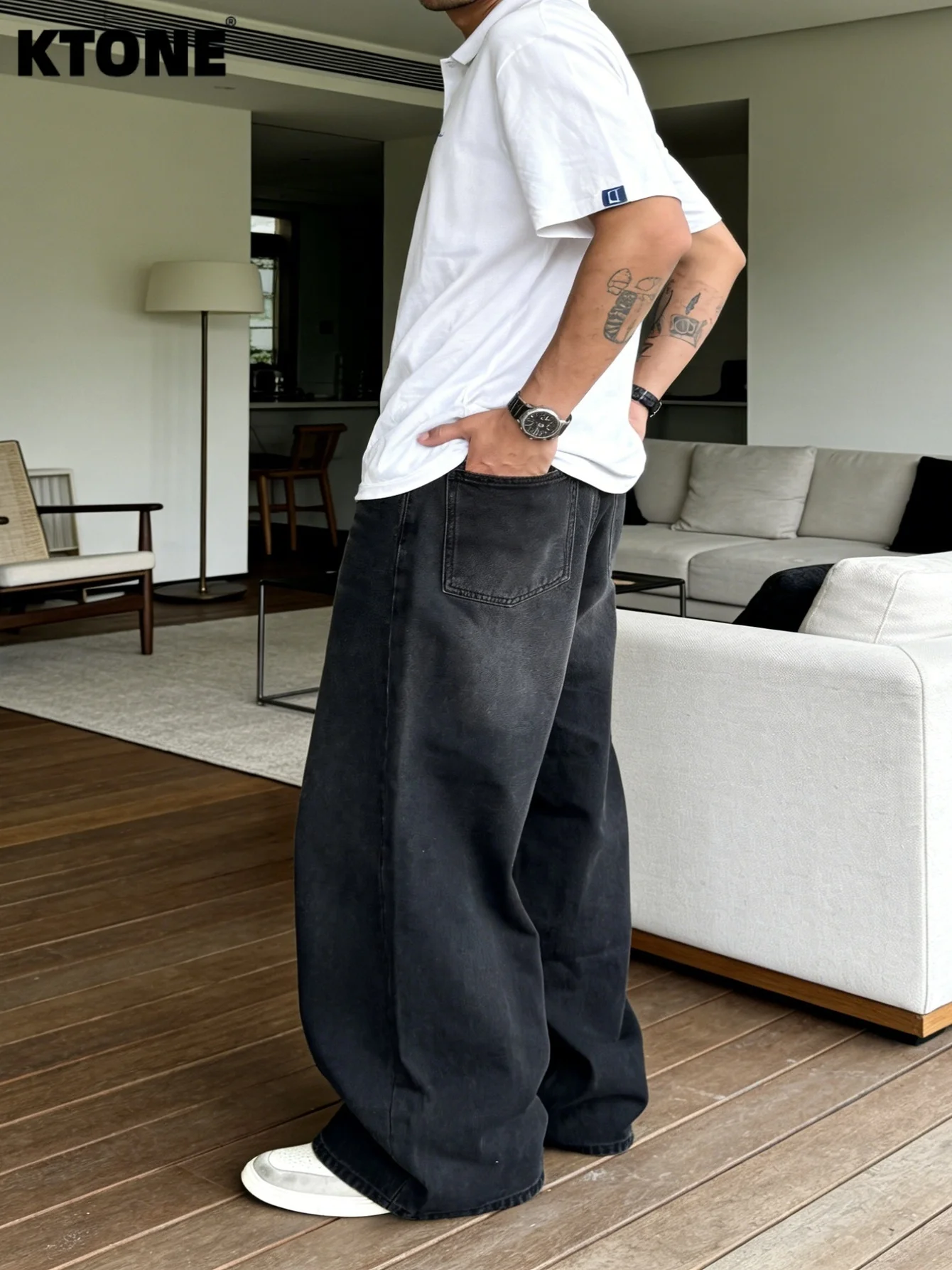 

Men's Wide-leg Jeans Dating Style No Accessories Included