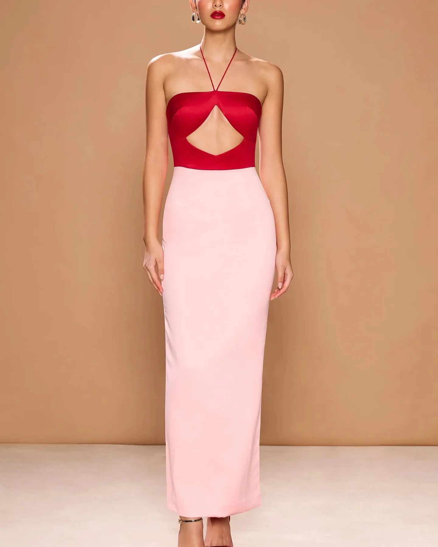 

Customized Sexy Jersey Evening Dresses Temperament Sleeveless Halter Celebrity Gowns Saudi Arabia 2025 Special Occasio