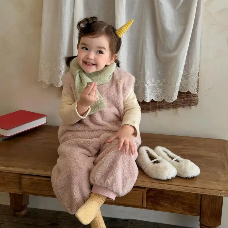 2026 Winter New Baby Sleeveless Fleece Clothes Set Girls Vest + Pants 2pcs Suit Plus Velvet Thick Toddler Warm Outfits