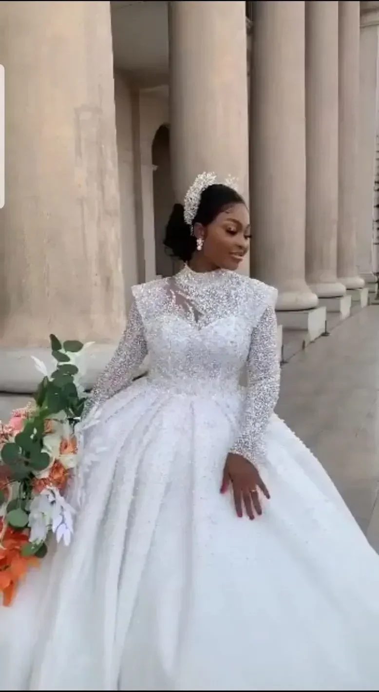 تخصيص الديكور زائد حجم فساتين الزفاف جنوب أفريقيا شير عالية الرقبة طويلة الأكمام ألف خط زي العرائس فساتين الزفاف