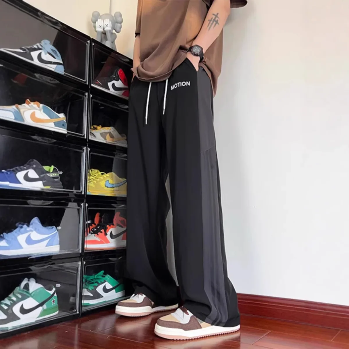 

Men's Lightweight Casual Pants Joggers Stripe Sweatpants Streetwear Breathable Solid Color Trousers Summer Loose Pants Trend