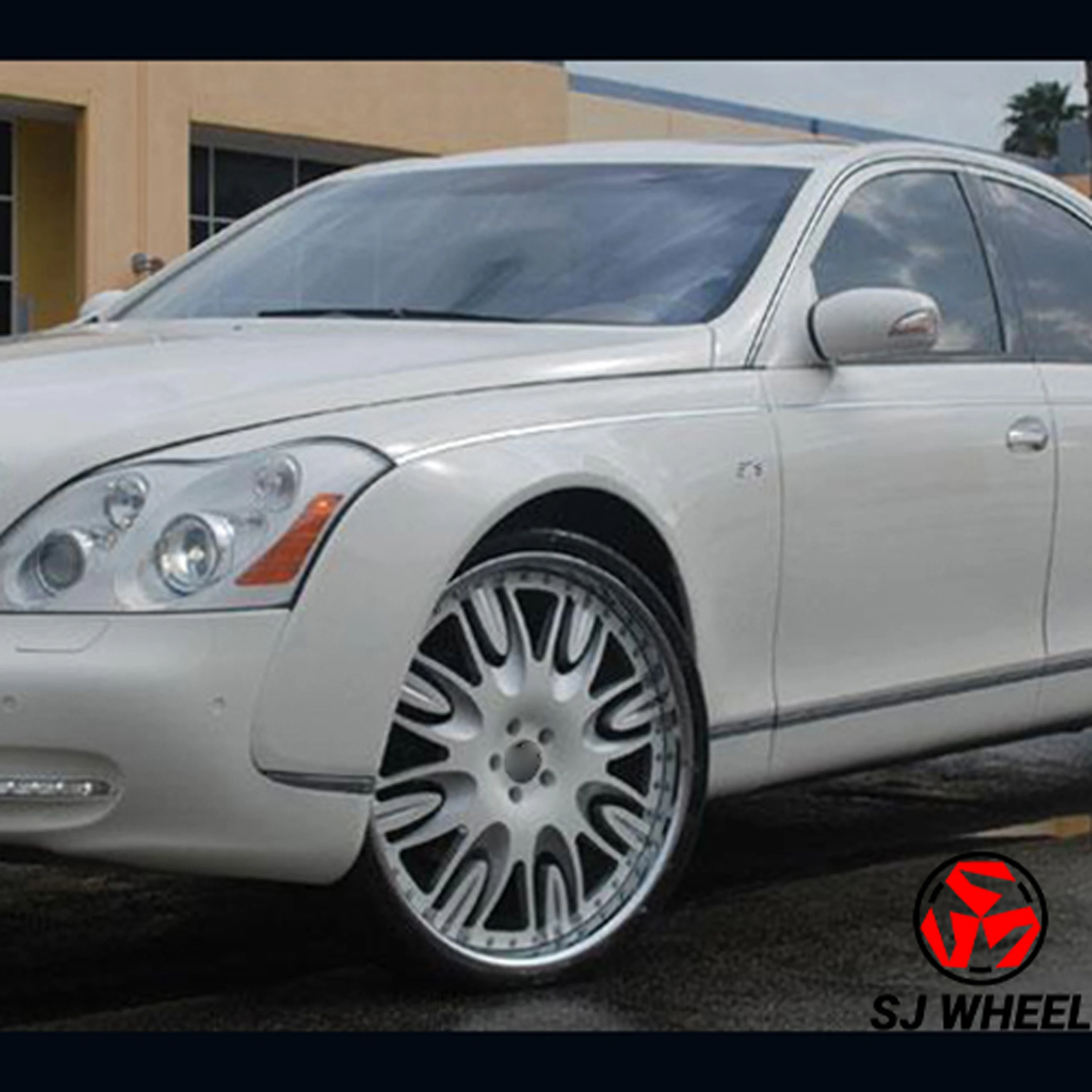 

SJ High-polished Multi Spoke 16 18 20 22 24 26 Inch 5x114.3 Alloy Wheels Rims for Lincoln Town Car Full Size Luxury Sedan Custom