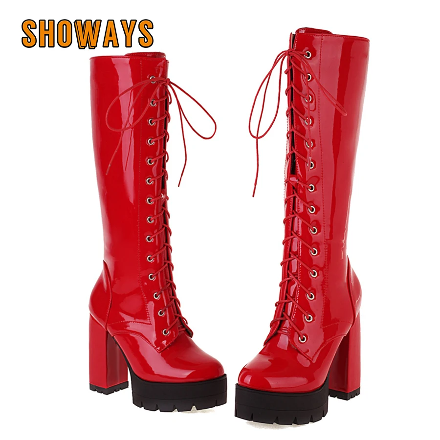Rotes Lackleder Damen Kniehohe Plateaustiefel Chunky Heels Weißes Kleid Party Damen Schnürung Runde Zehen Lange Motorradstiefel