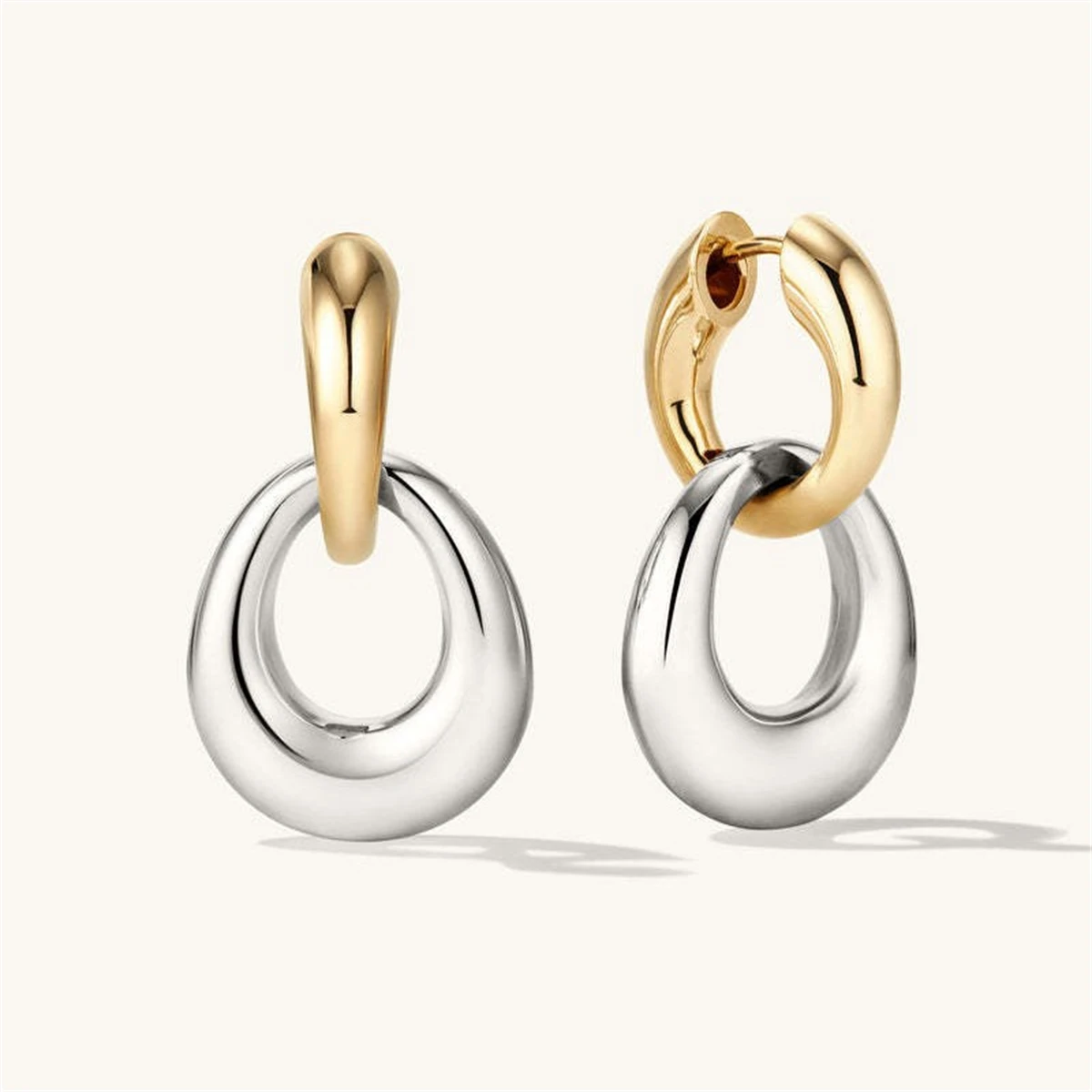 

Irregular geometric earrings with INS design, trendy and exquisite gold, steel, gold-plated and color preserving