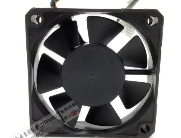 ADDA AD0612HB-D76GL DC 12V 0.13A 60x60x15mm 3-Wire Server Cooling Fan