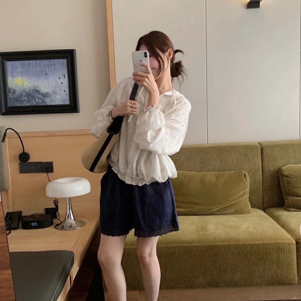 معطف نسائي كوري Sle Faionable مخطط للحماية من الشمس معطف irt لصيف 2025 تصميم فريد من نوعه بزر واحد مع قلنسوة