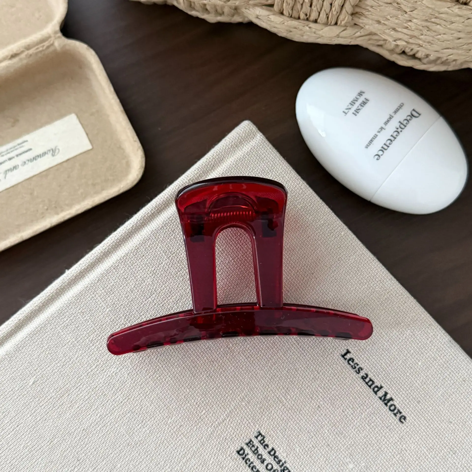 

Premium Hollow Crescent Hair Claw French Retro Style for Back of Head Updo Women Daily Wear Large Size Sturdy Hair Pin