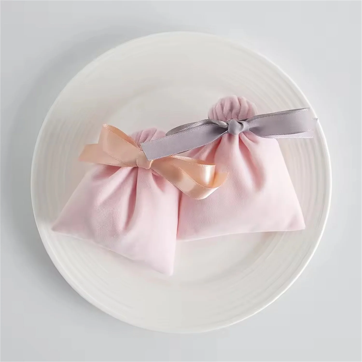 

5 шт., розовые 7x9 см, ювелирные изделия, бархатные сумки с лентой для свадьбы, путешествий, конфеты, пылезащитные мешочки на шнурке, подарочная упаковка для хранения