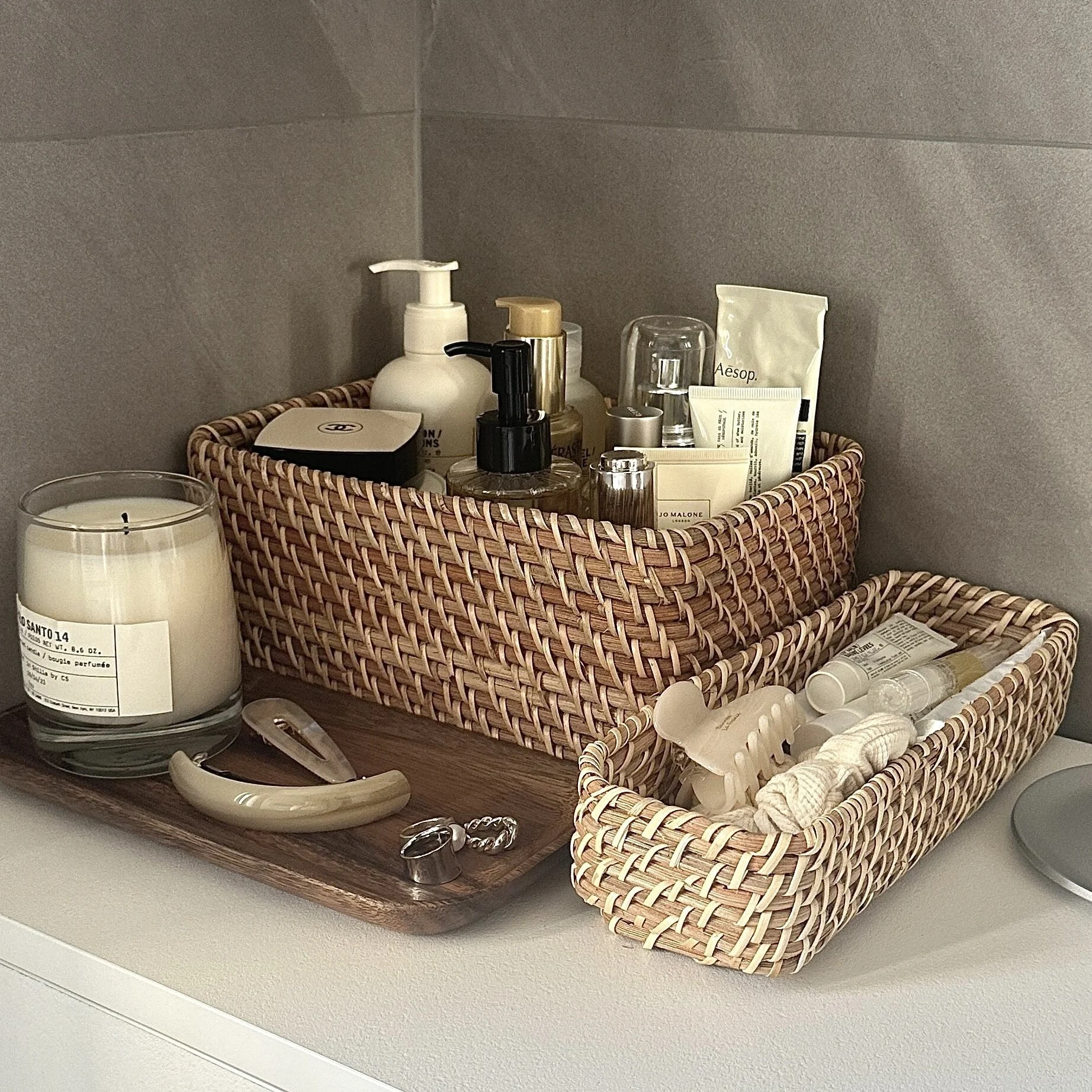 

Cosmetics storage box rattan basket dresser snacks storage bathroom sink sundries