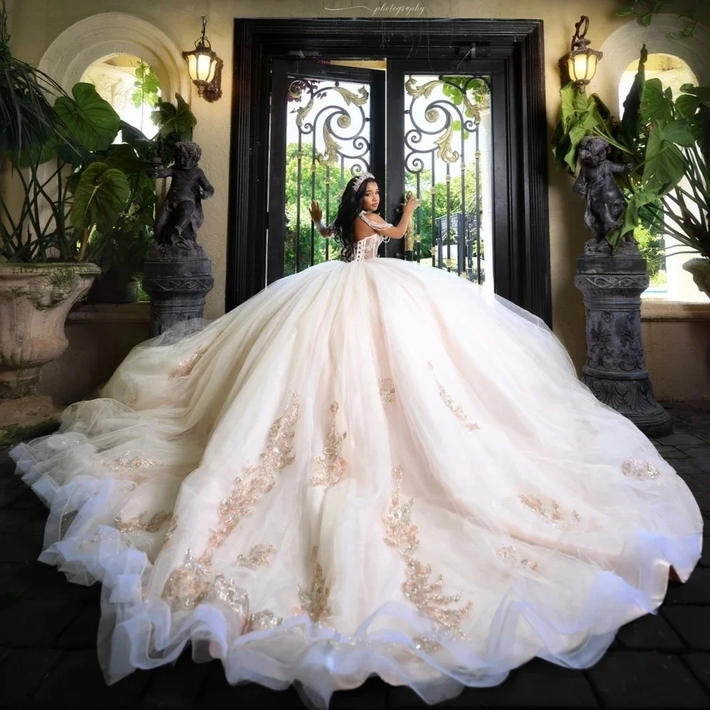 Пышное платье Charro Quinceanera, бальное платье, милая аппликация, расшитое бисером, мексиканские милые платья 16, 15 Anos по индивидуальному заказу