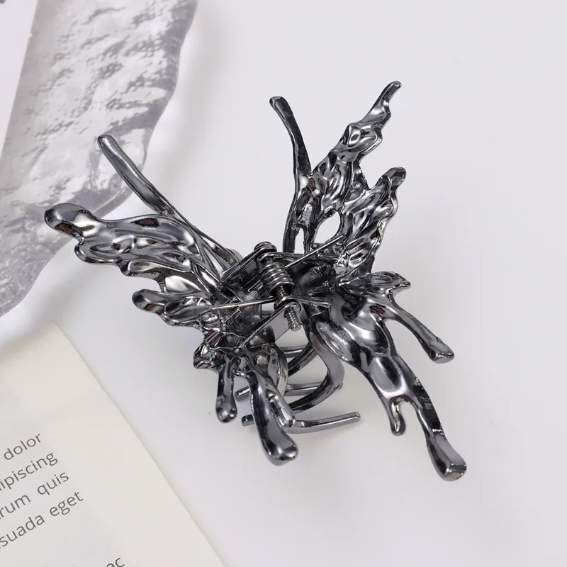 New Metal Hollow Butterfly Hair Claw Crab Bright Silver Cross Geometric Hair Clip Fashion Women Girls Liquid Alloy Hairpins