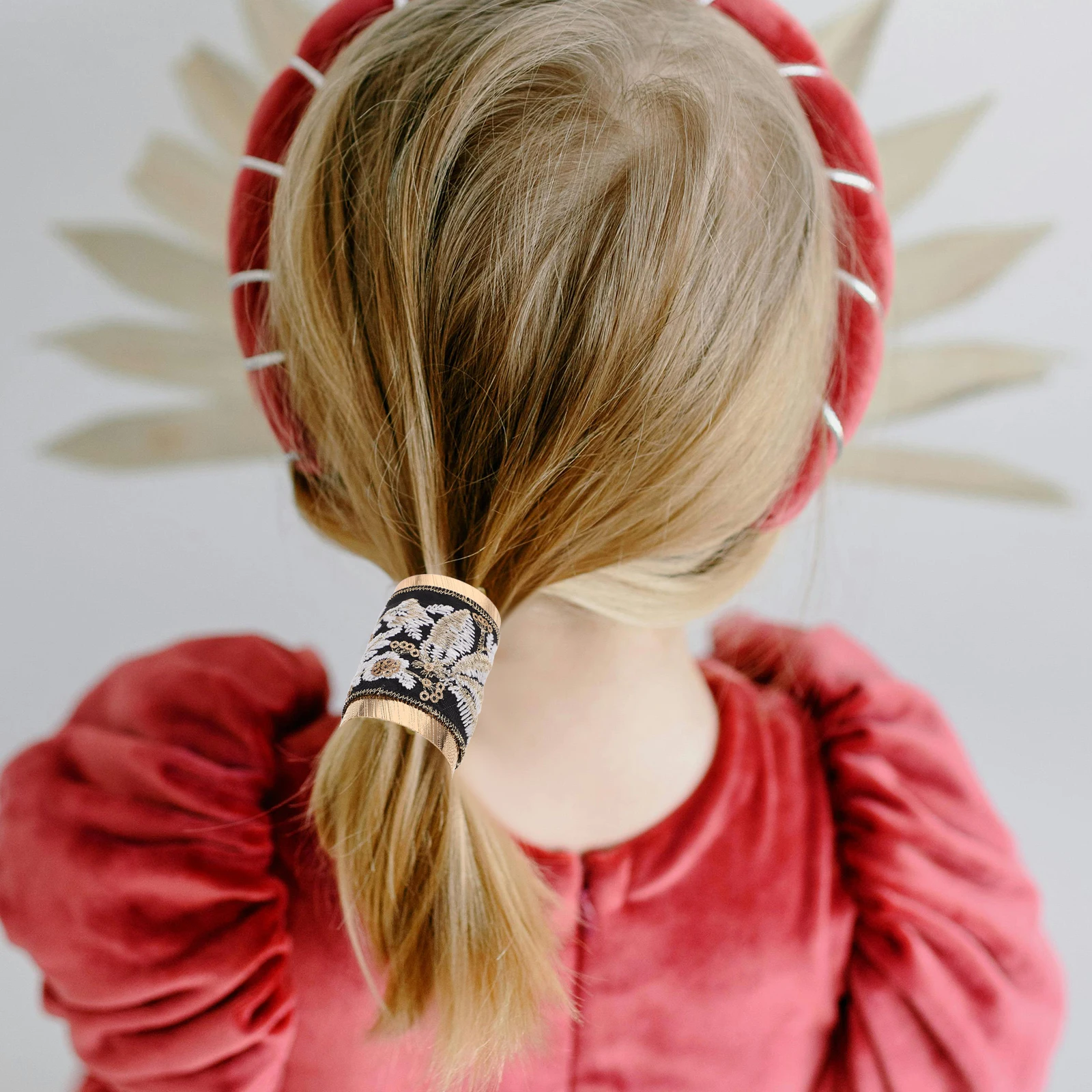 

Cuff For Women Metal Hair Tie High Ponytail Buckle Strong Hold Clip Elegant Embroidery Hair Accessories Ponytail Holder