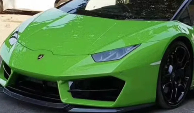 Suitable for Lamborghini LP610 Carbon Fiber V Front Lip Modified Front Shovel Chin Surround Auto Parts Decoration