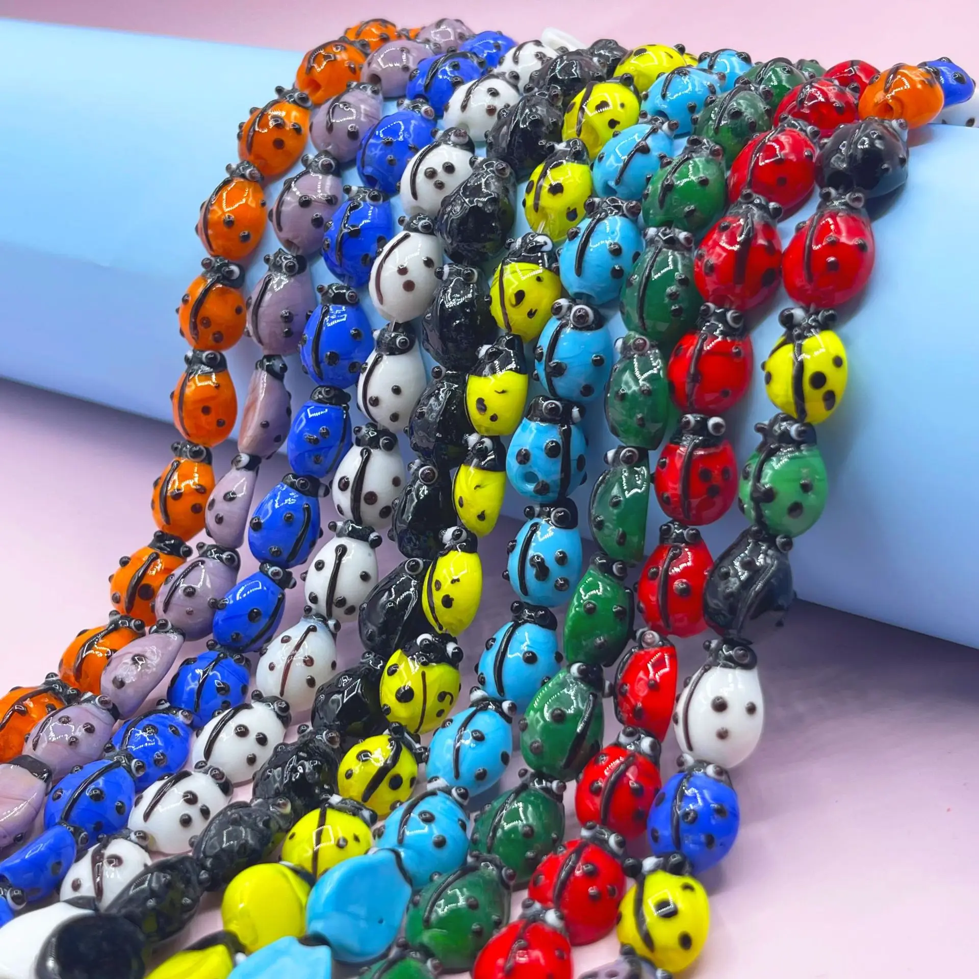 

10pcs 10x14mm Ladybug Shape Lampwork Beads ForJewelry Making DIY Loose Spacer Animal Small Beetle Lampwork Beads Bracelet